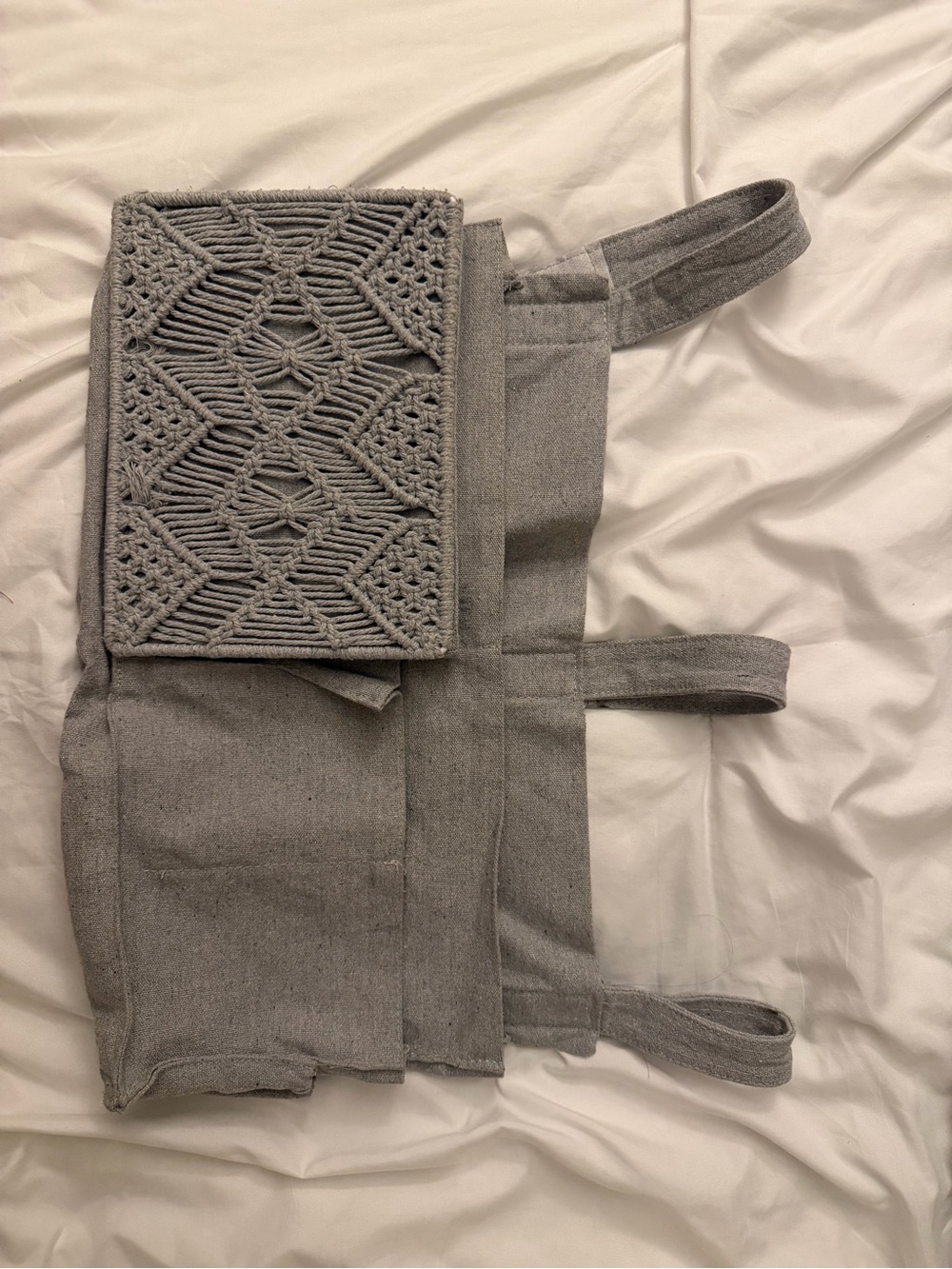 Source Unknown Gray Hanging Fabric Organizer with Macramé Pocket style